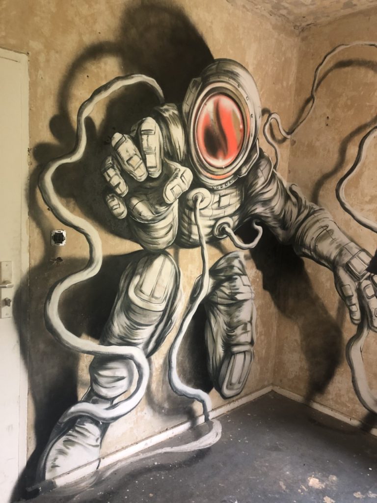 Graffiti workshops in Berlin - the astronaut