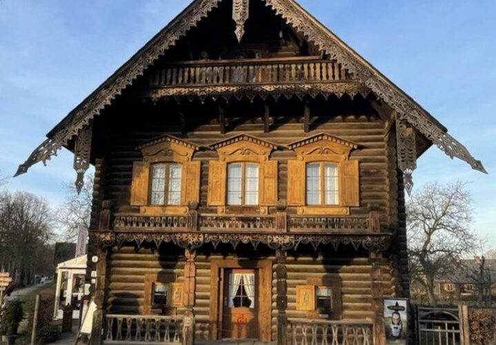 Alexandrowka Haus 1